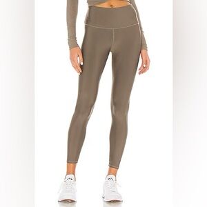 ALO 7/8 Airlift Leggings in Olive Branch Size XXS NWT